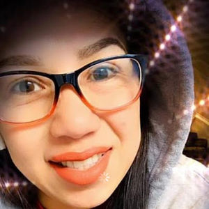 Meet your Posher, Kenia